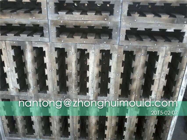 Insulated Brick Sandwich Mould